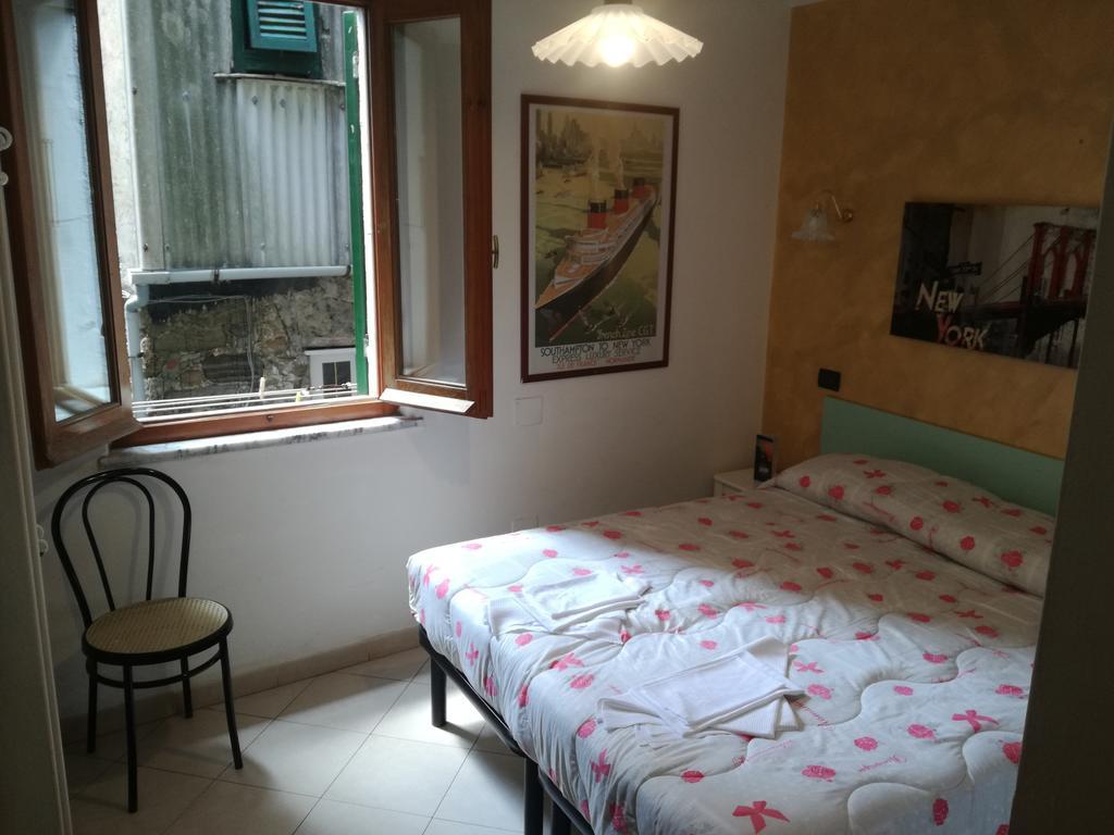 Affittacamere Ca' Dei Lisci Riomaggiore Exterior foto